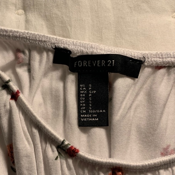 Forever 21 off the shoulder white crop top - Picture 5 of 5